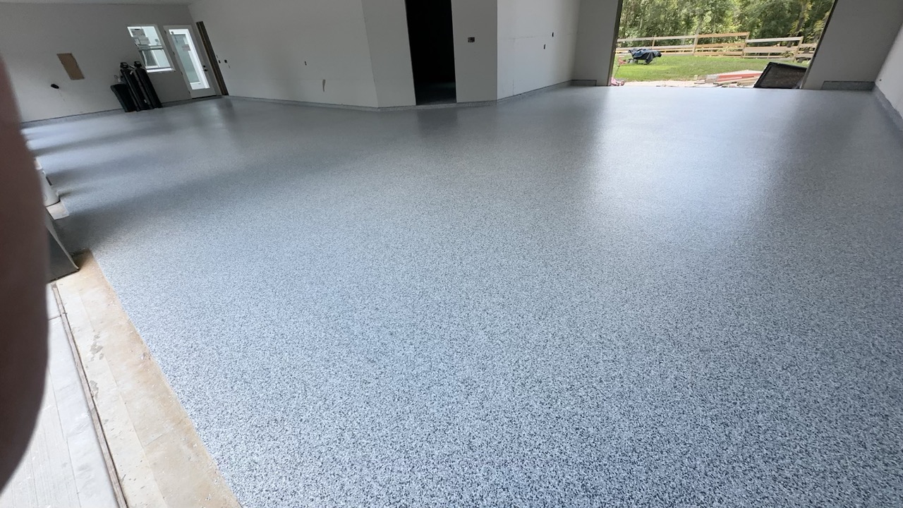 Decorative flake floor installation